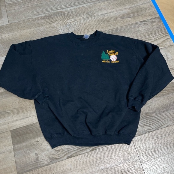 Gildan Other - Vintage black Senior Softball crewneck hoodie comfy sweatshirt Gilman XL
